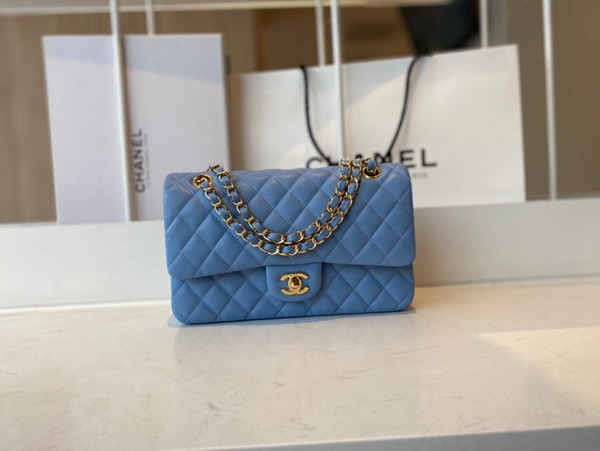 シャネルバッグレプリカ全体デザイン